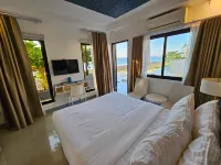 藍色海岸海灘酒店 酒店