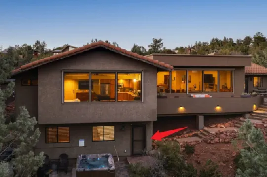 Mammoth Rock Oasis-1 bd 1ba Hot Tub Free Pets Hotels in 