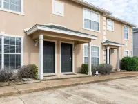 公牛學院2卧2浴聯排別墅靠近密西西比州立大學 斯塔克維爾酒店