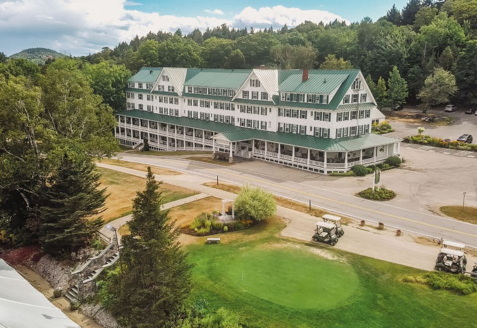 Eagle Mountain House and Golf Club Over view