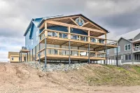 Upscale Riverfront Home w/ Beach & Fire Pit! - balcony