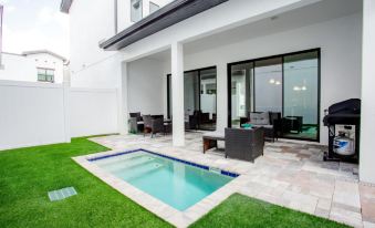 Townhome- 4Bd - Close To Parks Shops