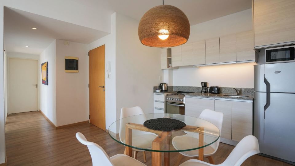 Monroe Suites