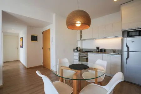 Monroe Suites