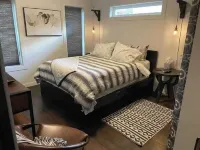 5 STAR Modern Bungalow in the heart of Downtown
