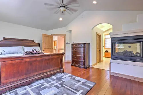 Lake Tahoe Home w/ Forest Views: Ski at Heavenly!