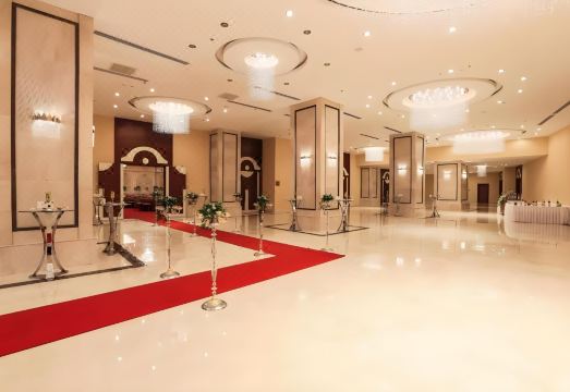 네발리 호텔 레스토랑