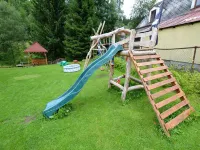 Cottage in Liberec with Sauna and Ski Nearby - bar