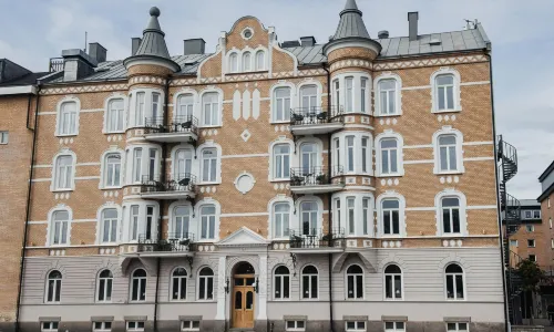 Home Hotel Plaza