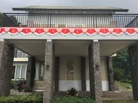 Arainn Bed & Breakfast Tretes Prigen by ecommerceloka Hotels in Bulukandang
