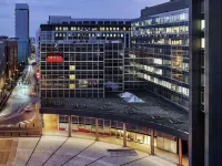 美居巴黎拉德芳斯新凱旋門飯店 楠泰爾大學站附近的飯店