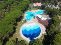 Chalet w/ Terrace & Pool - Pools