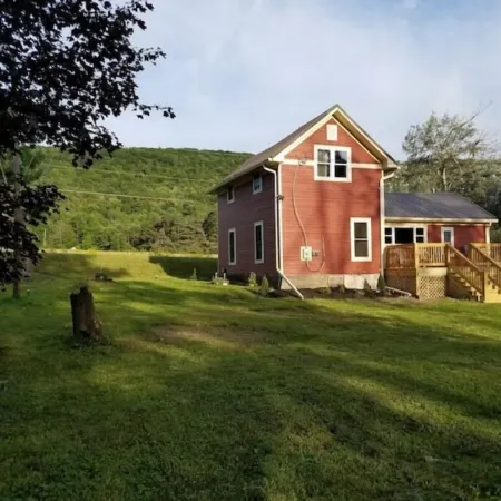 Whole house for Relaxing Couple or Family Retreat