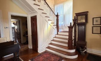 Hanna House Bed & Breakfast