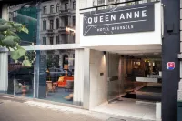 Queen Anne Hotel - Bathtub