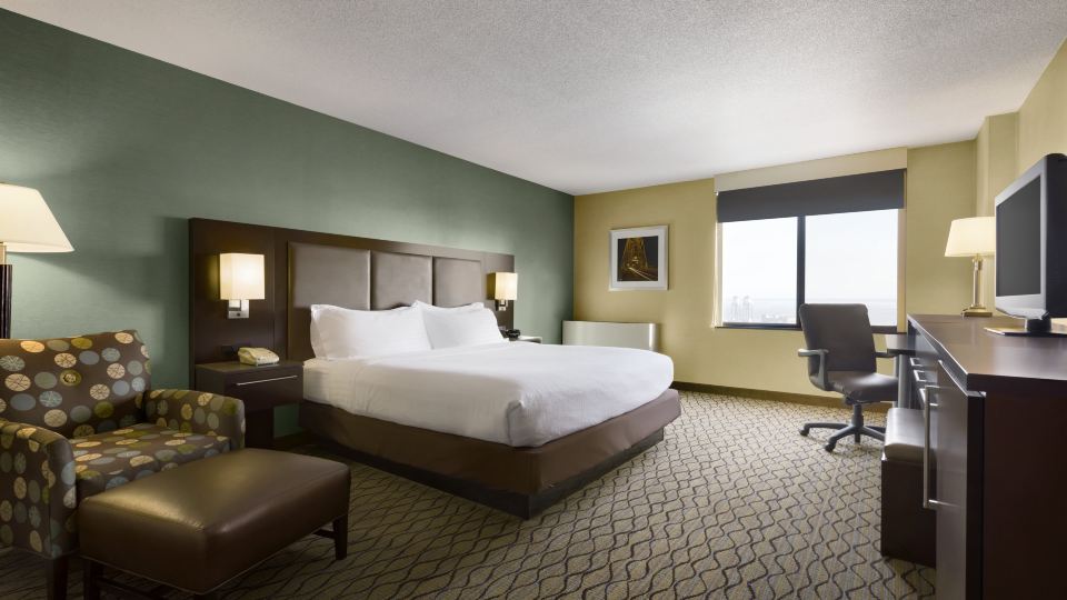 Holiday Inn & Suites DULUTH-DOWNTOWN by IHG