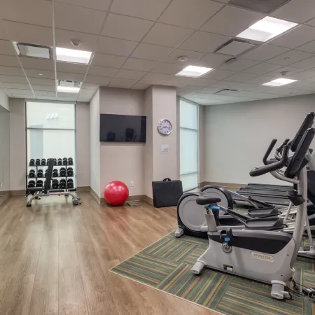 Holiday Inn Express & Suites CHARLOTTE - SOUTH END by IHG Отели рядом с достопримечательностью «Банк оф Америка Стадиум»