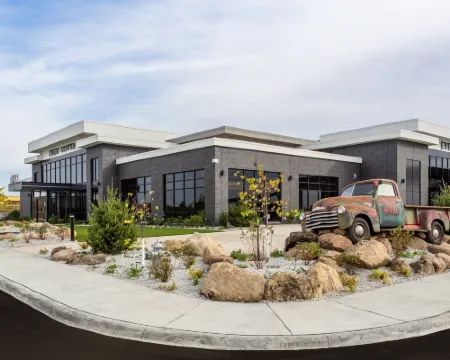 Holiday Inn & Suites CEDAR FALLS-WATERLOO EVENT CTR by IHG Hotels in Cedar Falls