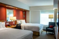 Hampton Inn by Hilton Guadalajara/Expo - románticos