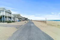 Beautiful condo steps away from the beach in Manasquan