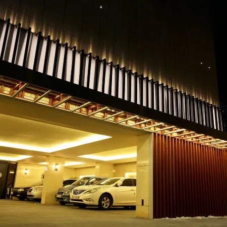 Hotel Cullina Jeju Отели рядом с достопримечательностью «Тематический парк Sumokwon»