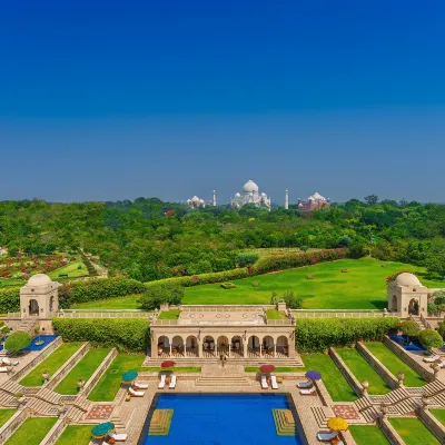 The Oberoi Amarvilas, Agra Отели рядом с достопримечательностью «Мехтаб Баг»