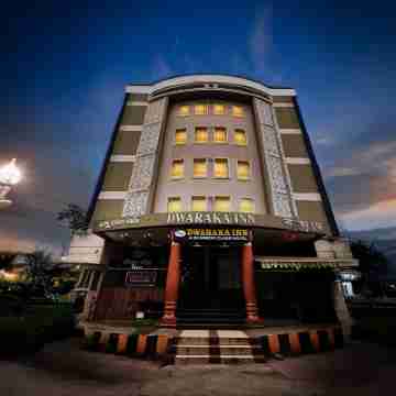 Dwaraka Inn Hotel Exterior