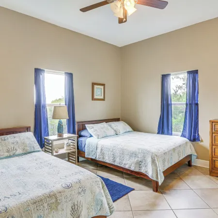 Family-Friendly Waterfront Oasis: 7 Miles to Beach