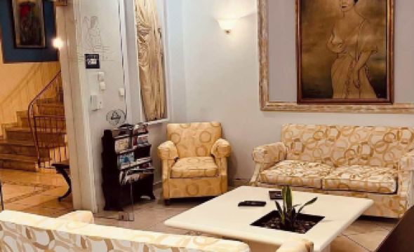 Triton Hotel Piraeus