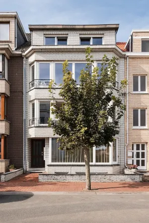 Let's Go De Panne Отели рядом с достопримечательностью «Plopsaland De Panne»