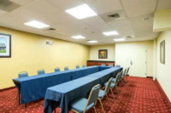 Mainstay Suites Dover