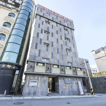 Chuncheon Hotel Papaya