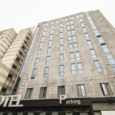 R Lee Suite Ganseok Hoteles cerca de Grandes almacenes Allive