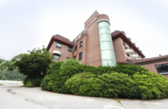 Feel Motel Hotels in 