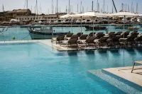 115 the Strand Hotel by Neu Collective - Rooftop Pools