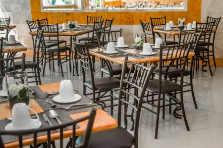 Hotel Palacio Maya Отели в г. Мерида