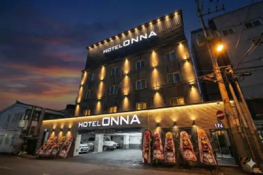 Busan Daeyeondong Hotel Onna Hoteles cerca de Tongmyong University