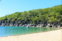 GREAT VILLA THEANA. Hotels in Bouillante