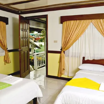 Angelyn's Dive Resort