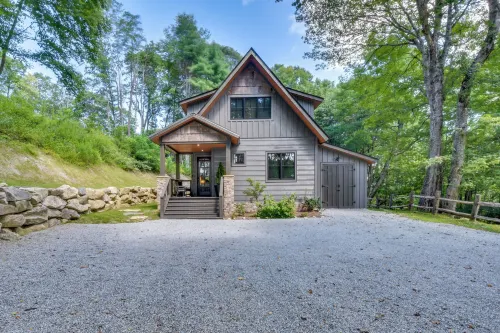Screened Porch and Yard Mountain Home by Hiking! - Gym