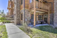 Peaceful Fraser Condo w/ Patio - by Hiking Trails! - Homestays