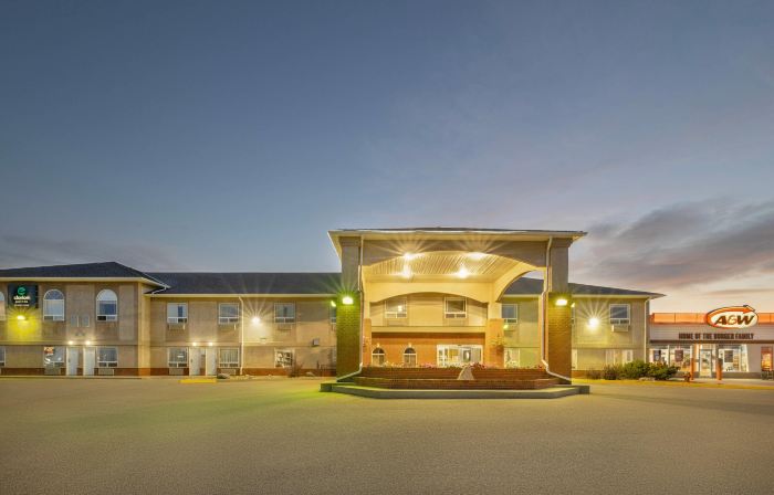 Clarion Pointe
