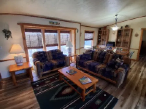 Sunset Lake Home Montrose - 2 lakes on 35 acres