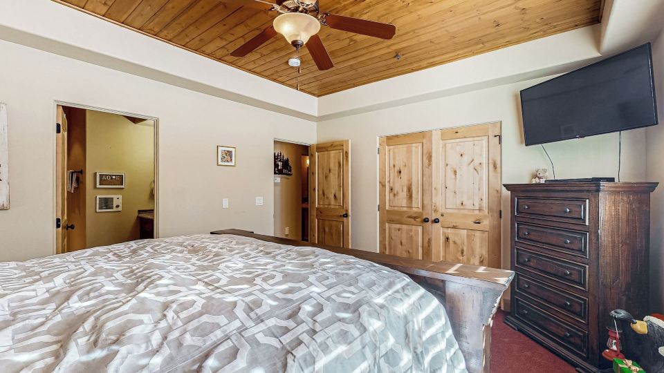 Steps to Brian Head Resort: Ski Home w/ Games