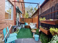 Snug St Kilda Apartment with Private Courtyard