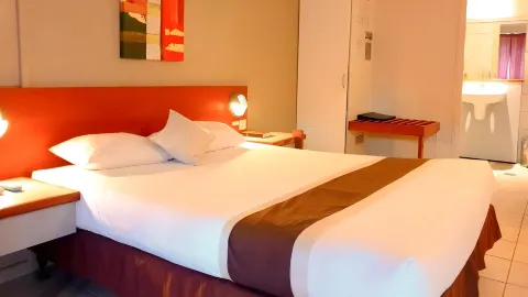 Peninsula International Hotel in Suva
