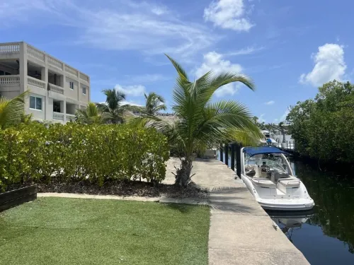 4. Cozy Waterfront Apartment in Key Largo!