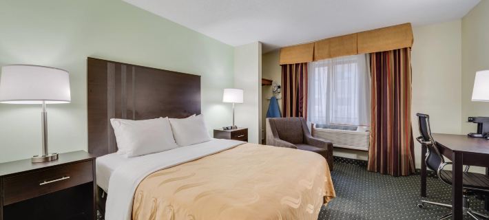 Quality Inn & Suites South Hotels in Sioux Falls