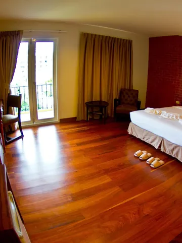 รูปภาพของโคสต์ต้า บางแสน