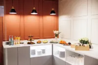 Kurpark Suites - breakfast